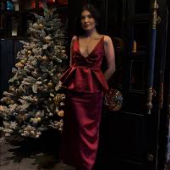 NWT Zara HEAVYWEIGHT satin
PEPLUM DRESS-M
🚨FIRM PRICE NO DISCOUNT - Picture 9 of 15